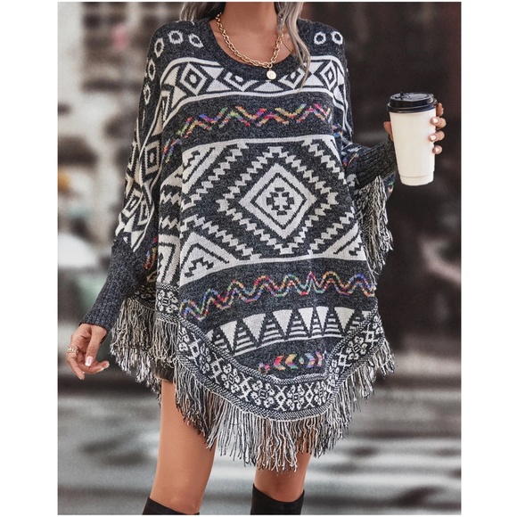 Cozy Tribal Print Tassel hem Poncho Sweater - Picture 6 of 7